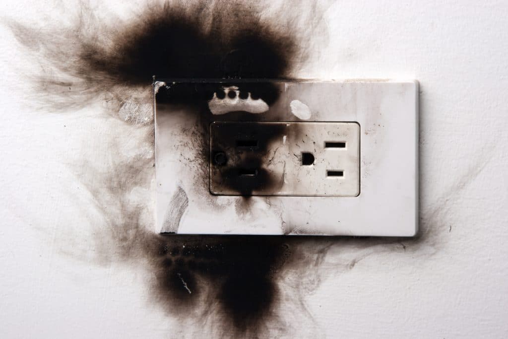 electrical failure in power outlet